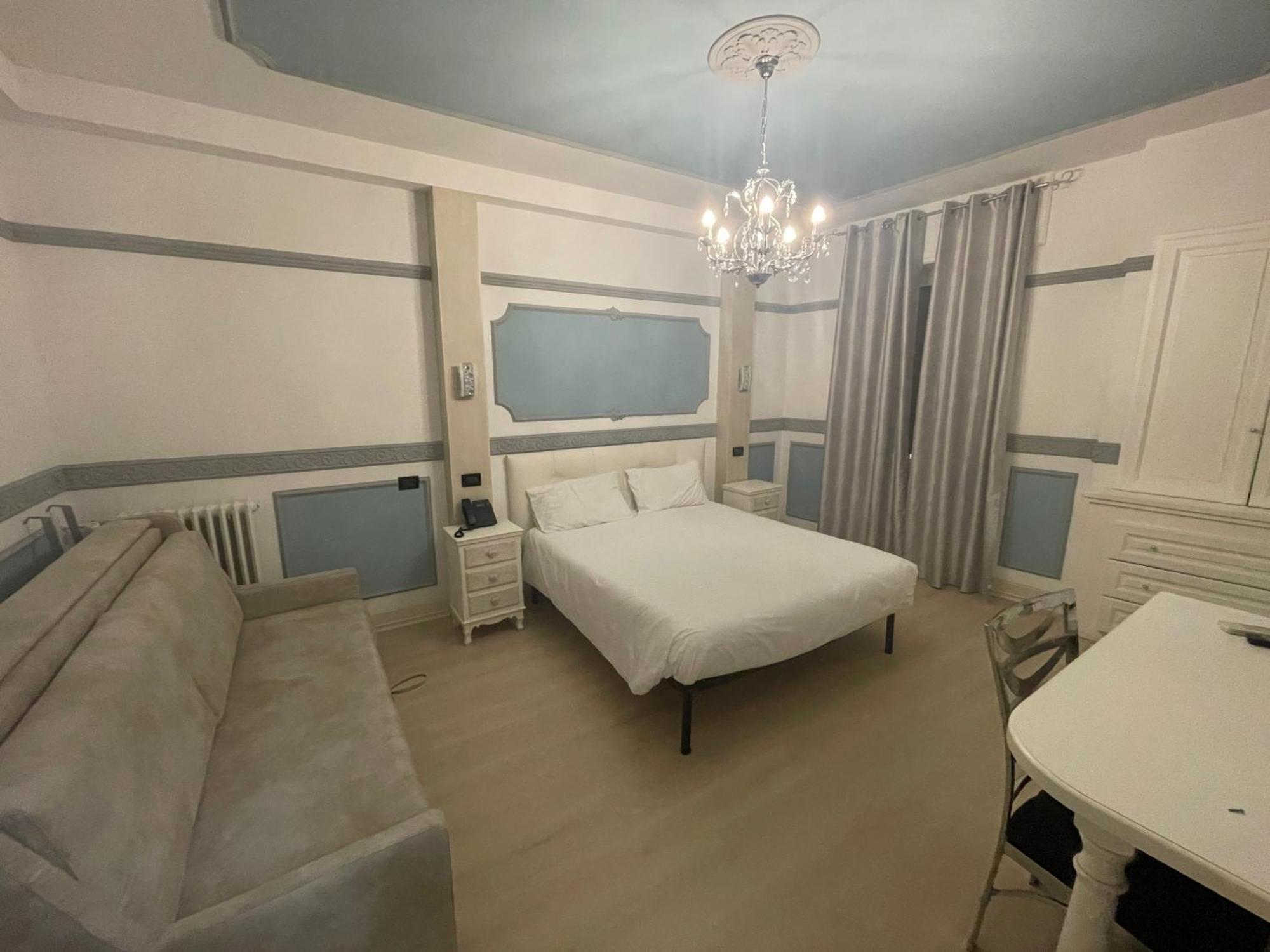 Hotel Central Giacomini Salo Exterior photo